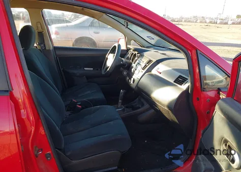 2010 Nissan Versa 1.8S z USA, uszkodzony, nr VIN 3N1BC1CP0AL423621